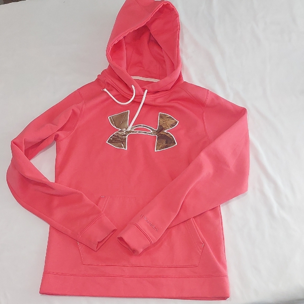 Under Armour Bright Orange Hoodie Size M Long Sleeves